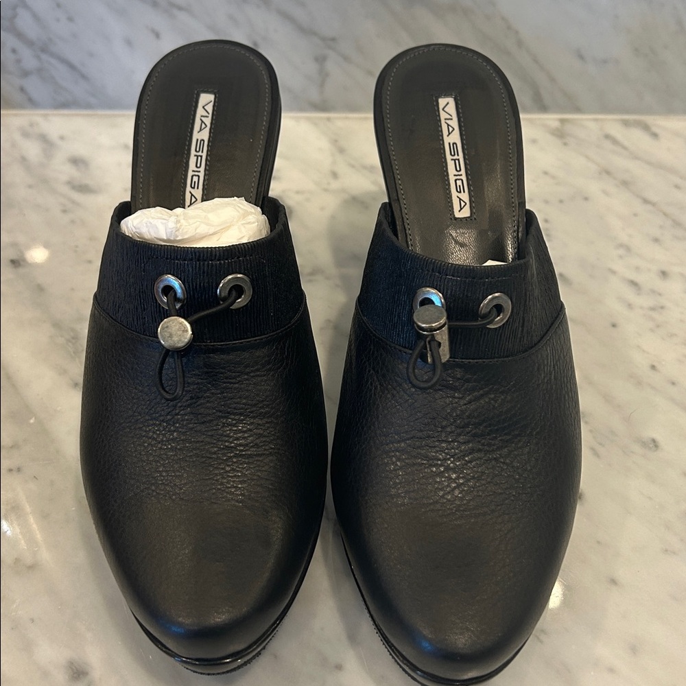 Via Spiga Black Leather Slip-On Shoes